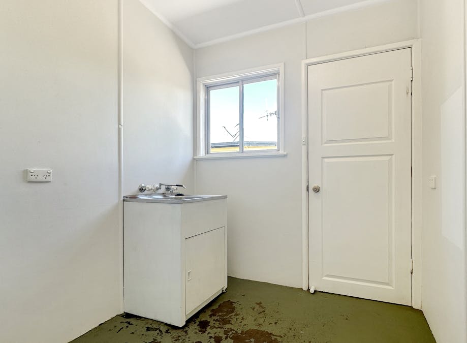 29 Louth Road, Cobar, NSW, 2835 - Image 10