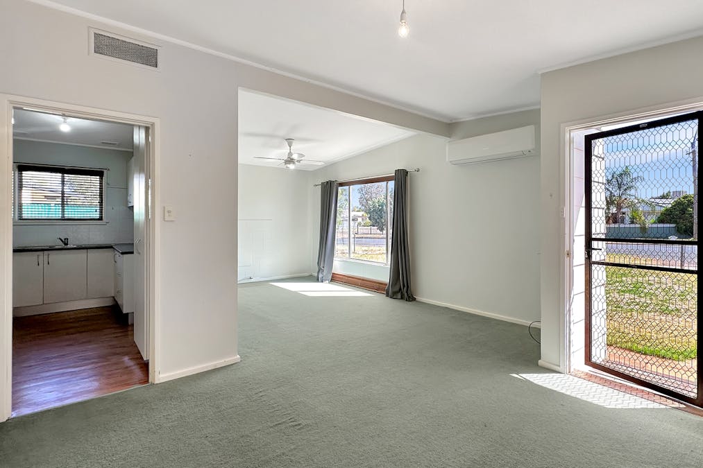 29 Louth Road, Cobar, NSW, 2835 - Image 2
