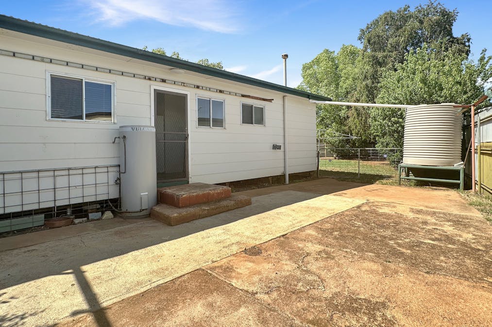29 Louth Road, Cobar, NSW, 2835 - Image 11