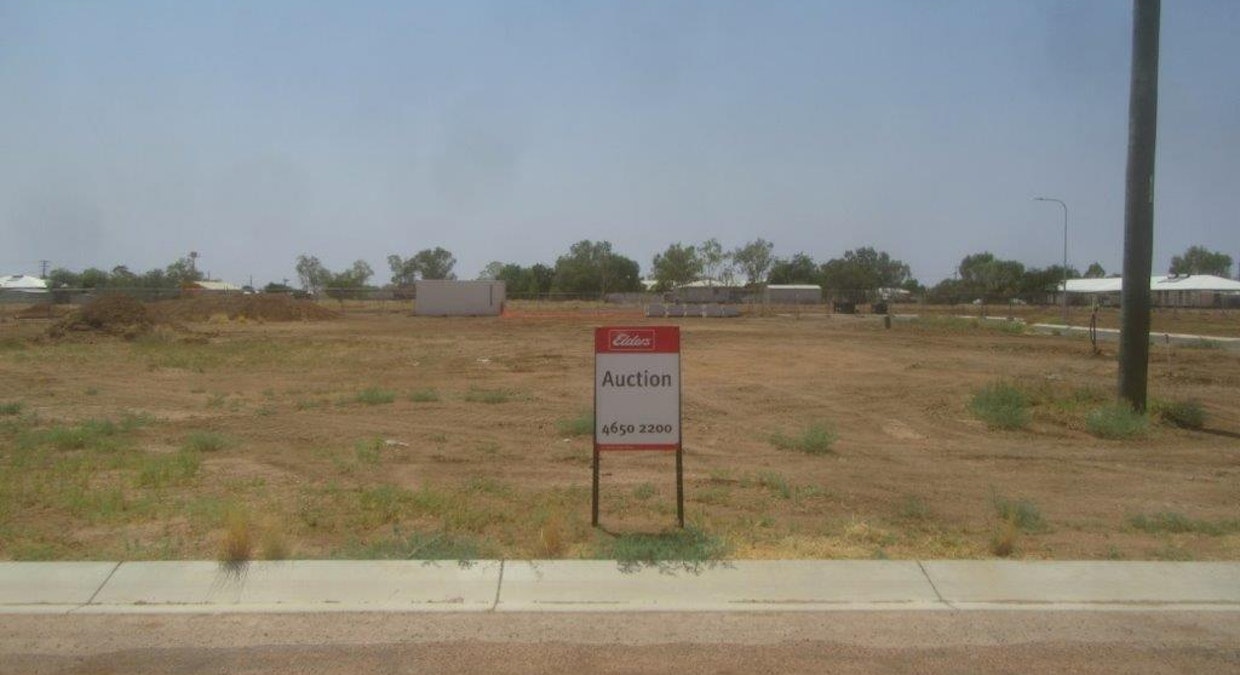 1 Maxwell Court, Winton, QLD, 4735 - Image 1