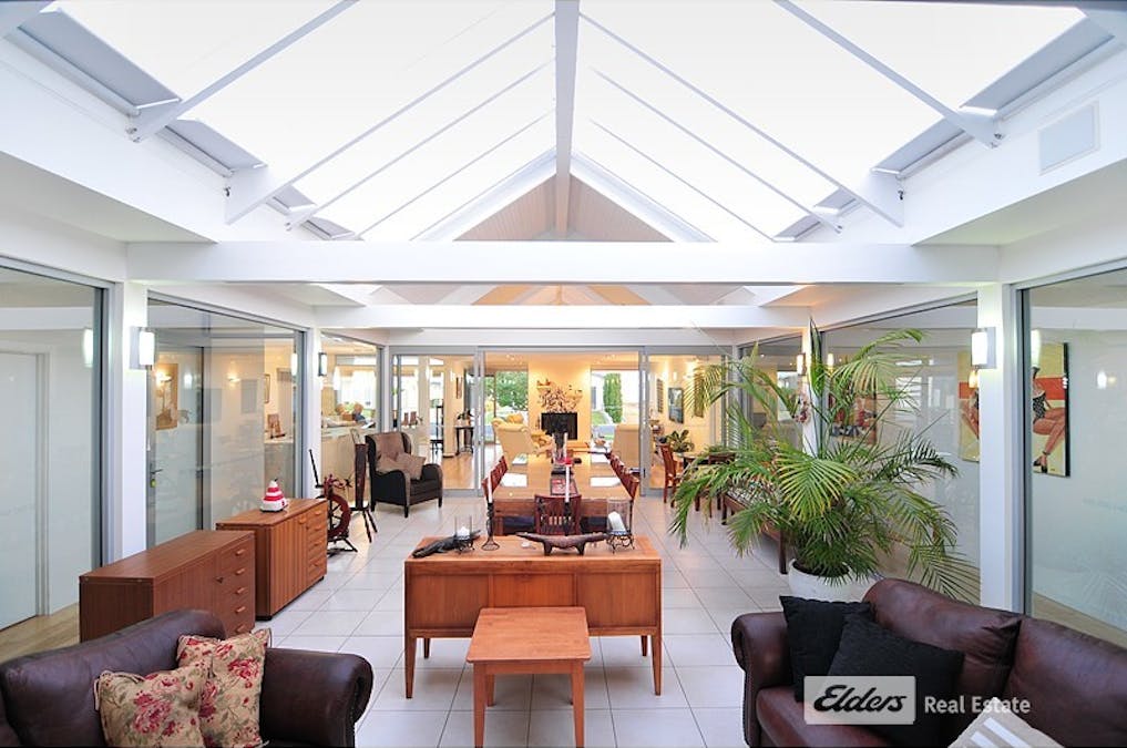 5 Healey Court, Robe, SA, 5276 - Image 1