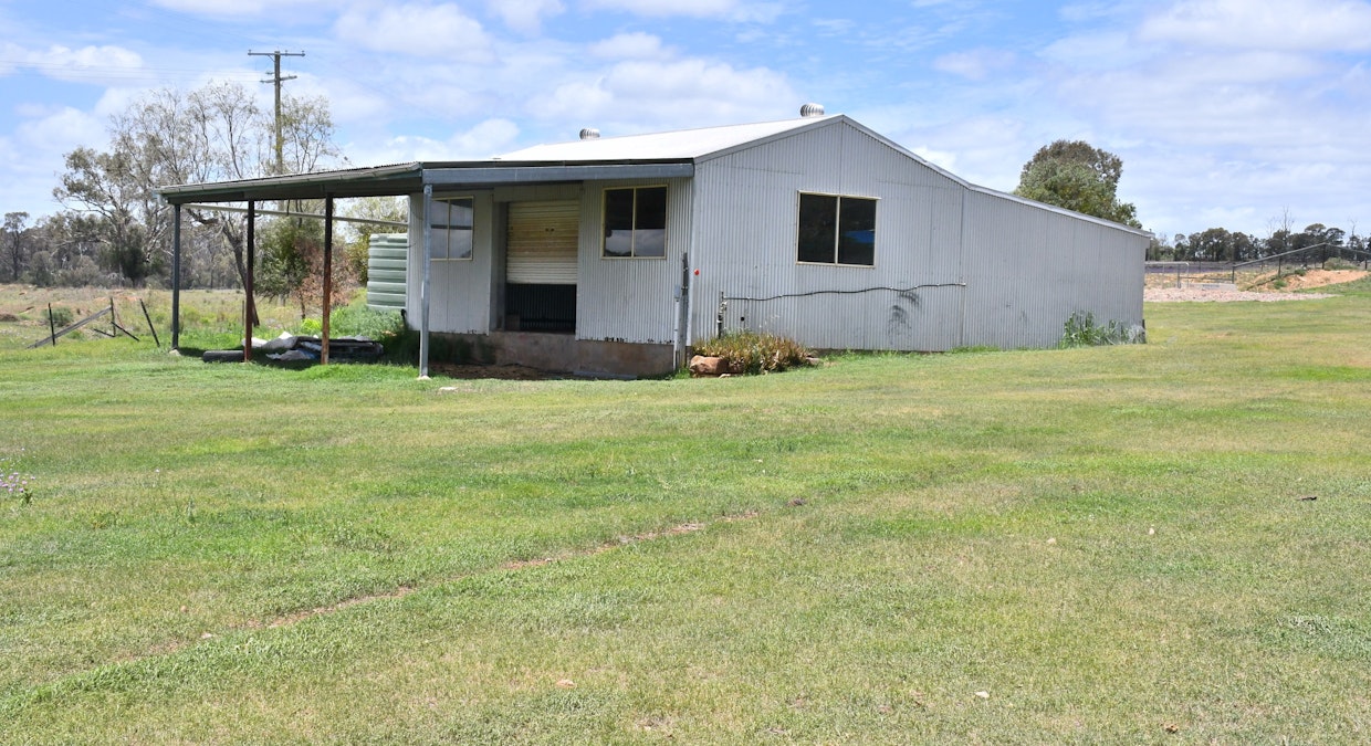 622 Old Rosemount Road, Quinalow, QLD, 4403 - Image 14