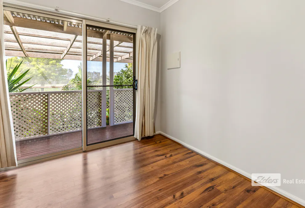 271 Lucindale Road, Naracoorte, SA, 5271 - Image 11