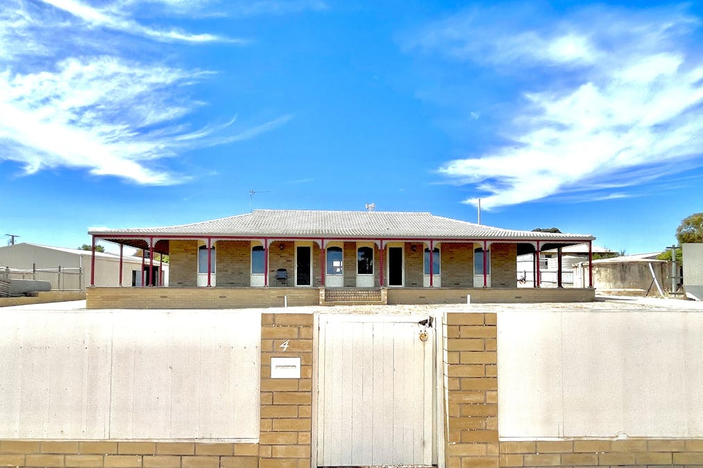 4 Betts Street, Ceduna, SA, 5690 - Image 1