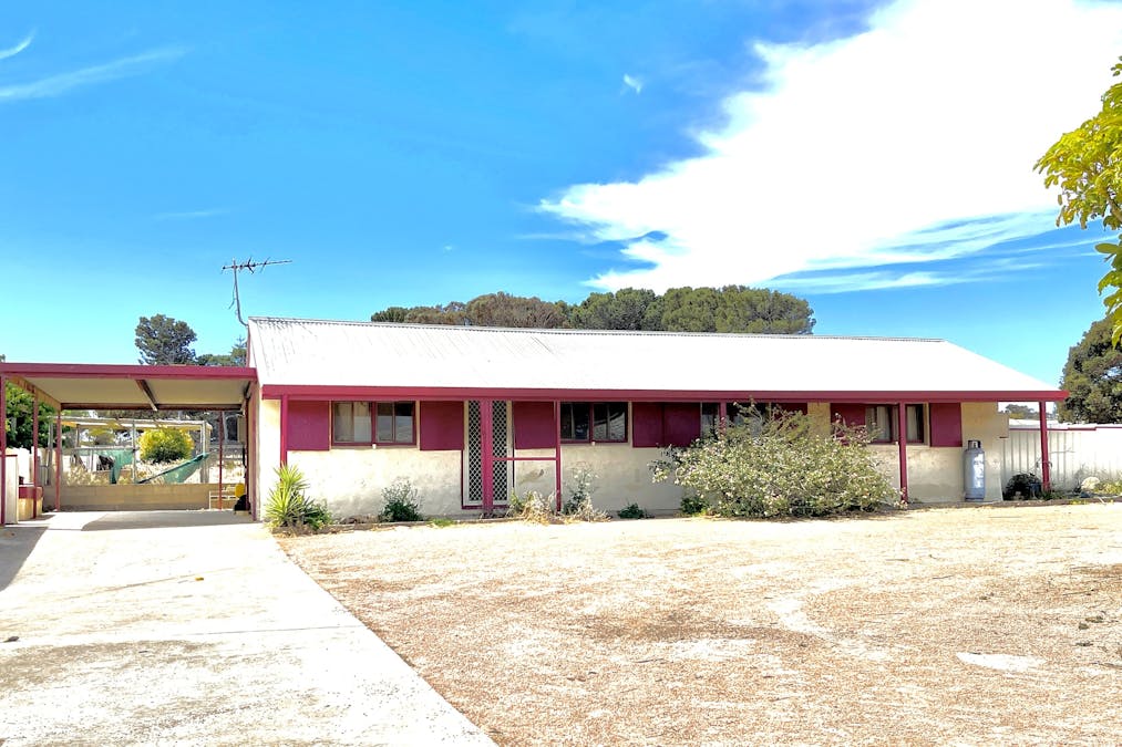 4 Betts Street, Ceduna, SA, 5690 - Image 3