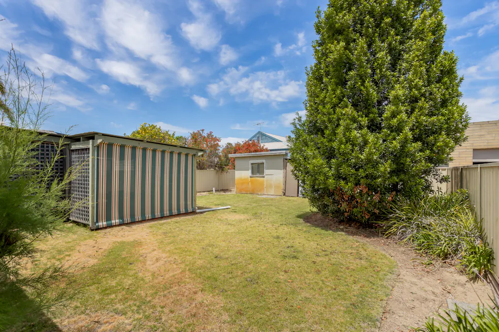 25 Francis Street, South Bunbury, WA, 6230 - Image 21
