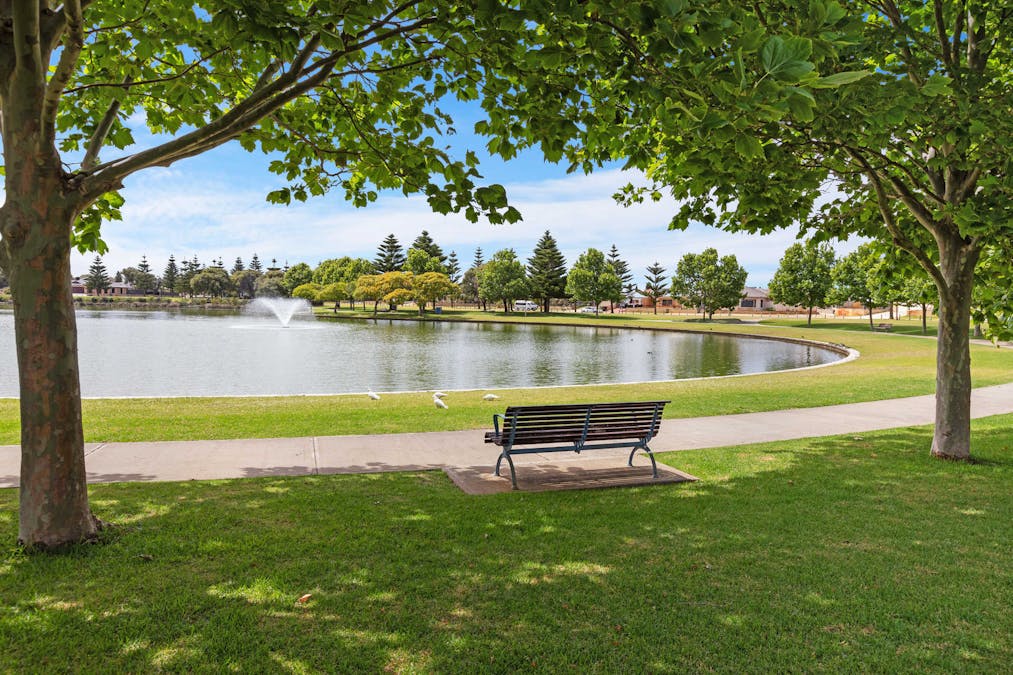 4 Harrington Waters Drive, Waikiki, WA, 6169 - Image 30