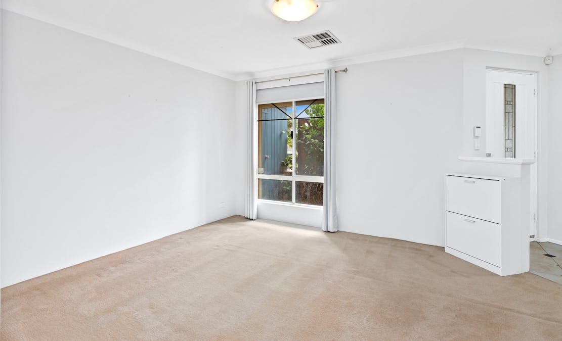 4 Harrington Waters Drive, Waikiki, WA, 6169 - Image 17