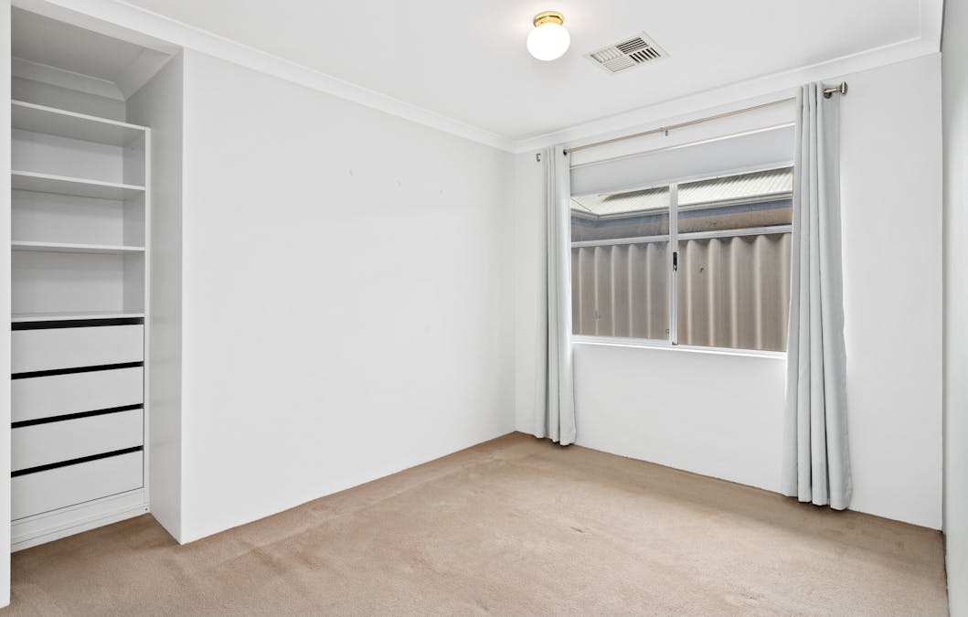4 Harrington Waters Drive, Waikiki, WA, 6169 - Image 24