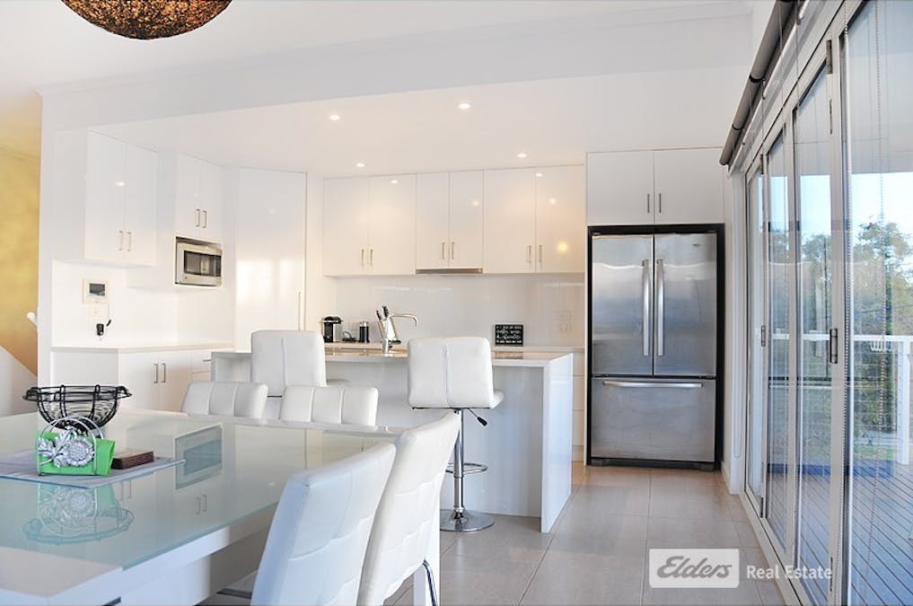 18 Strickland Street, Kingston Se, SA, 5275 Sold Elders Real Estate