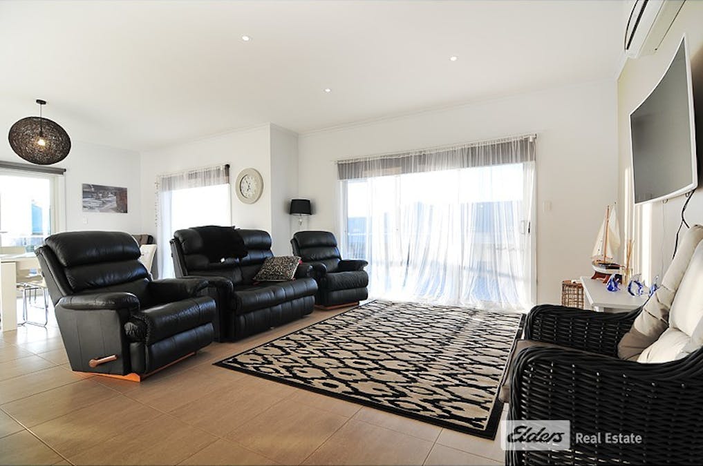 18 Strickland Street, Kingston Se, SA, 5275 Sold Elders Real Estate