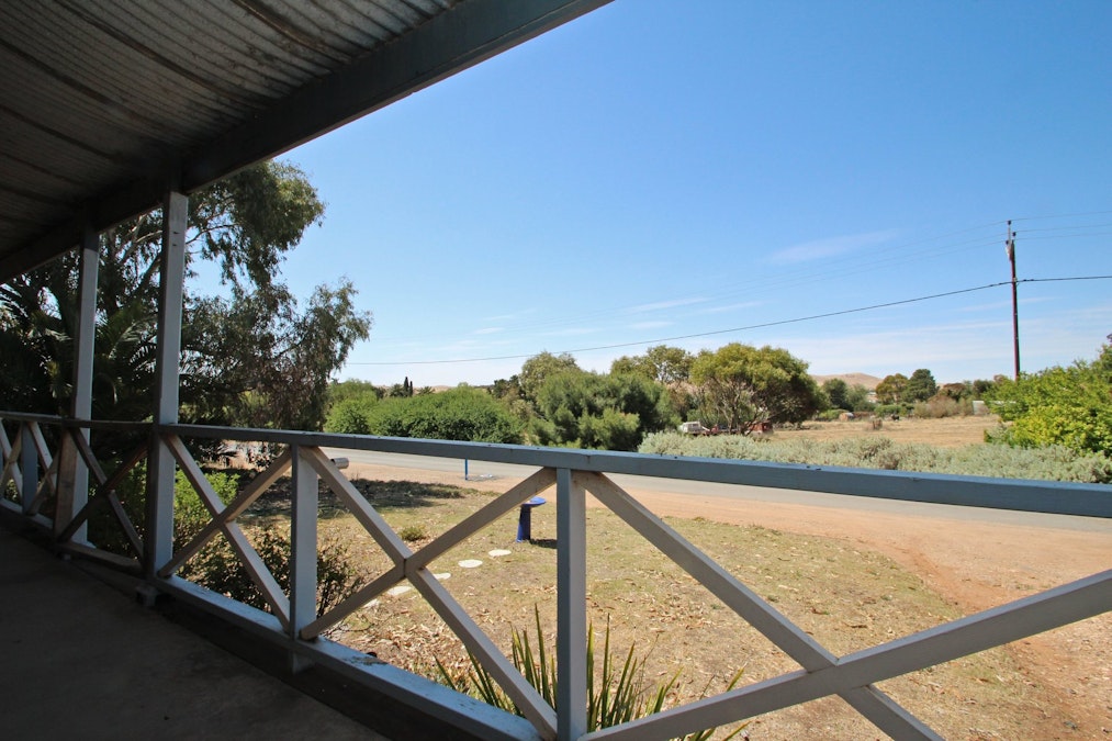 8 West Street, Burra, SA, 5417 - Image 21