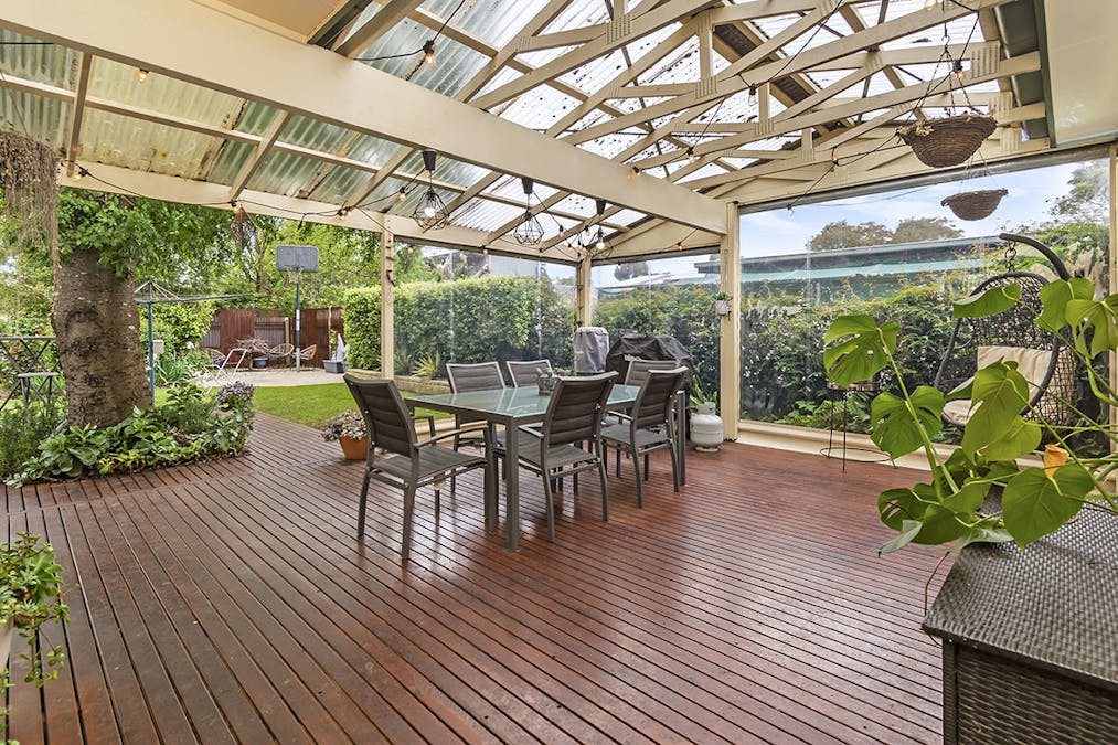 6 Hiller Lane, Hamilton, VIC, 3300 - Image 11