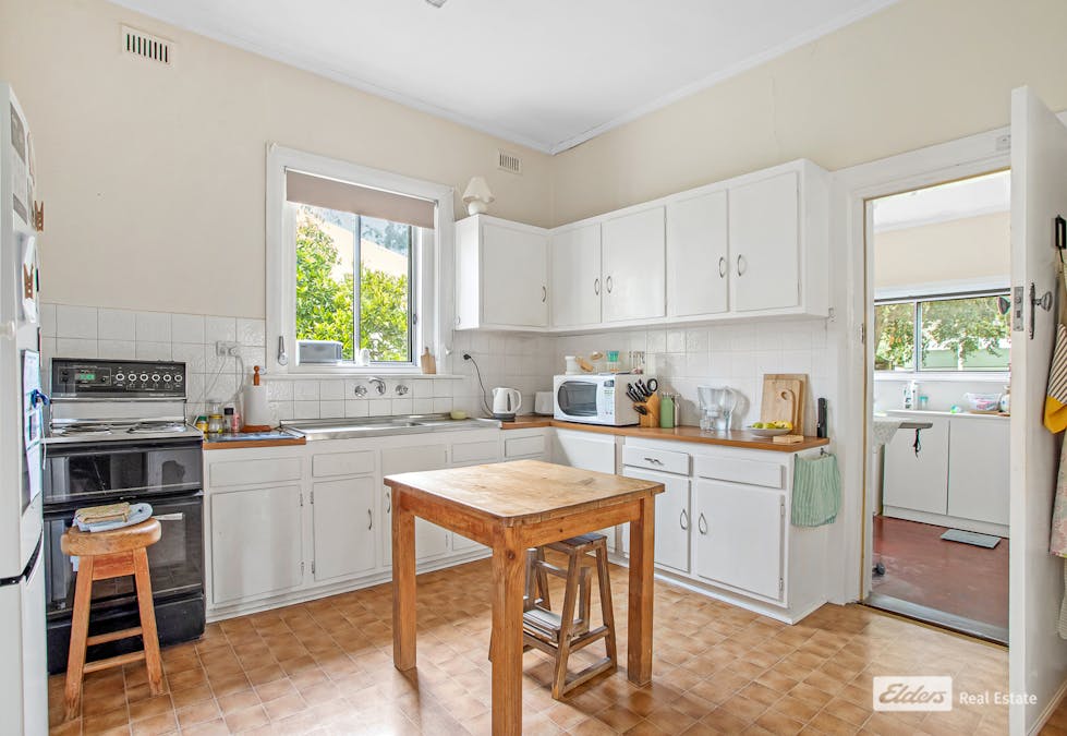 81 Wallace Street, Apsley, VIC, 3319 - Image 11