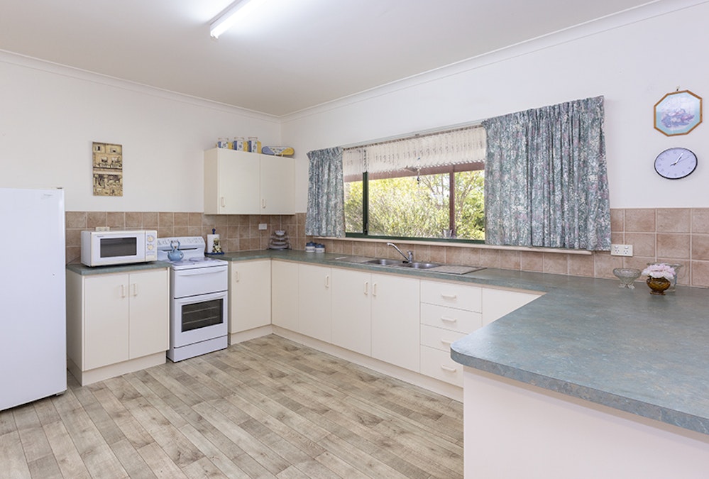 20 Fry Street Central, Williams, WA, 6391 - Image 7