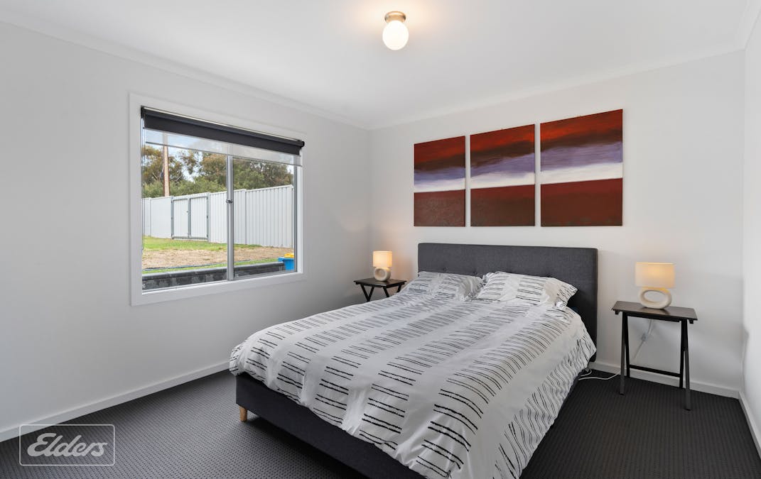 11 Warburton Street, Clayton Bay, SA, 5256 - Image 11