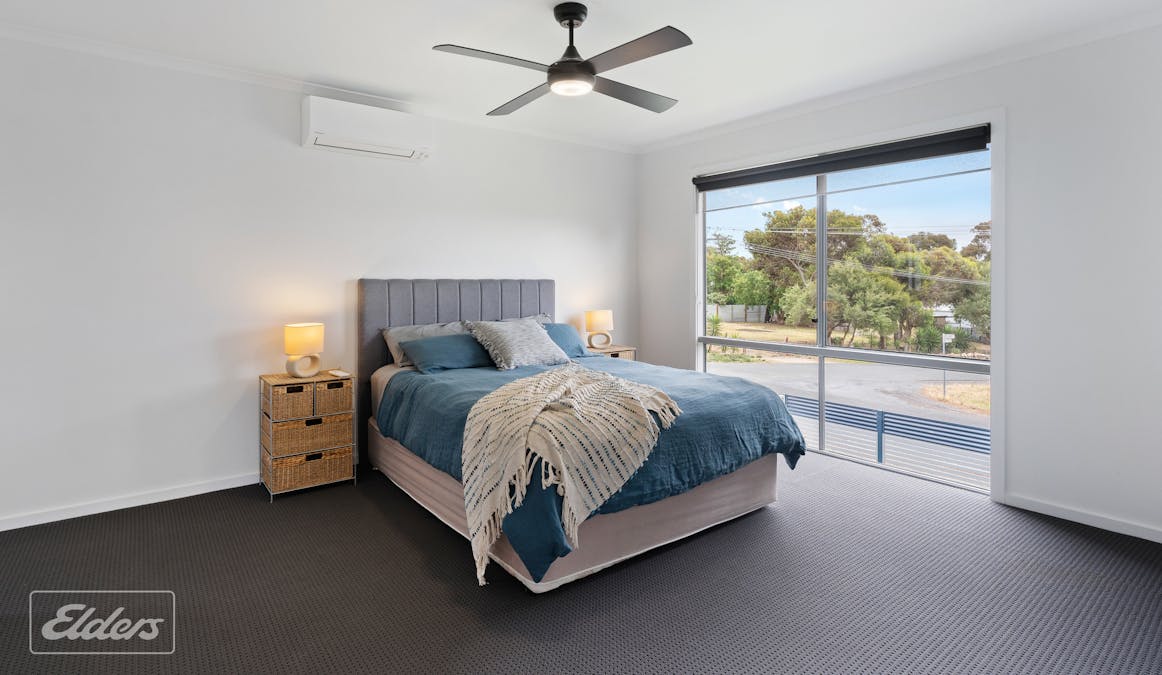 11 Warburton Street, Clayton Bay, SA, 5256 - Image 10