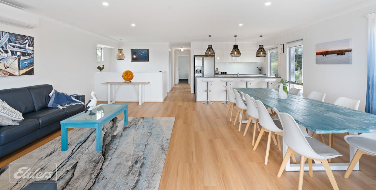 11 Warburton Street, Clayton Bay, SA, 5256 - Image 13