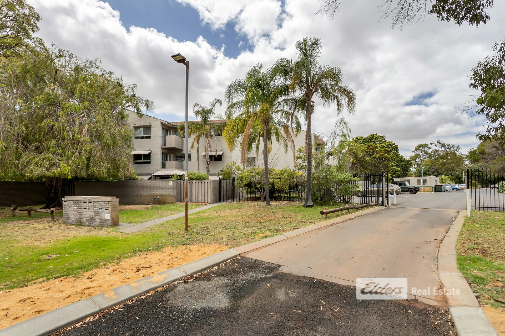 29/1 Stallard Place, Withers, WA, 6230 Sold Elders Real Estate