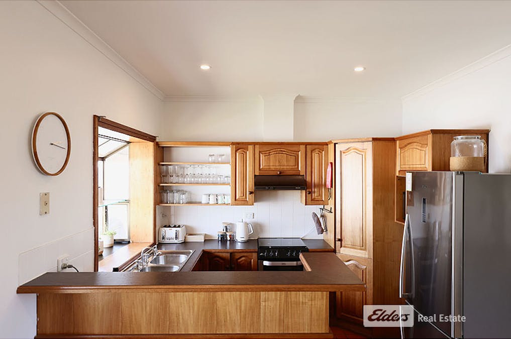 34B LORD SYLEHAM Street, Robe, SA, 5276 - Image 9