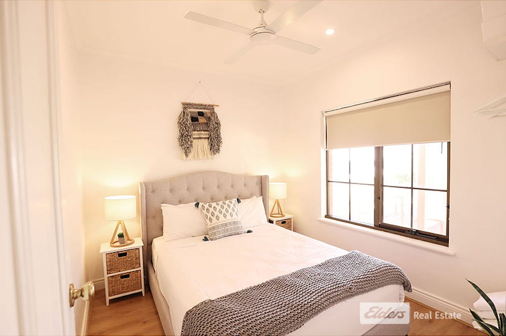 34B LORD SYLEHAM Street, Robe, SA, 5276 - Image 16