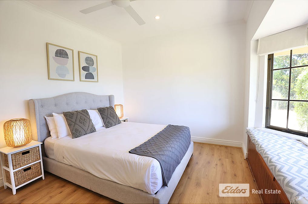 34B LORD SYLEHAM Street, Robe, SA, 5276 - Image 15