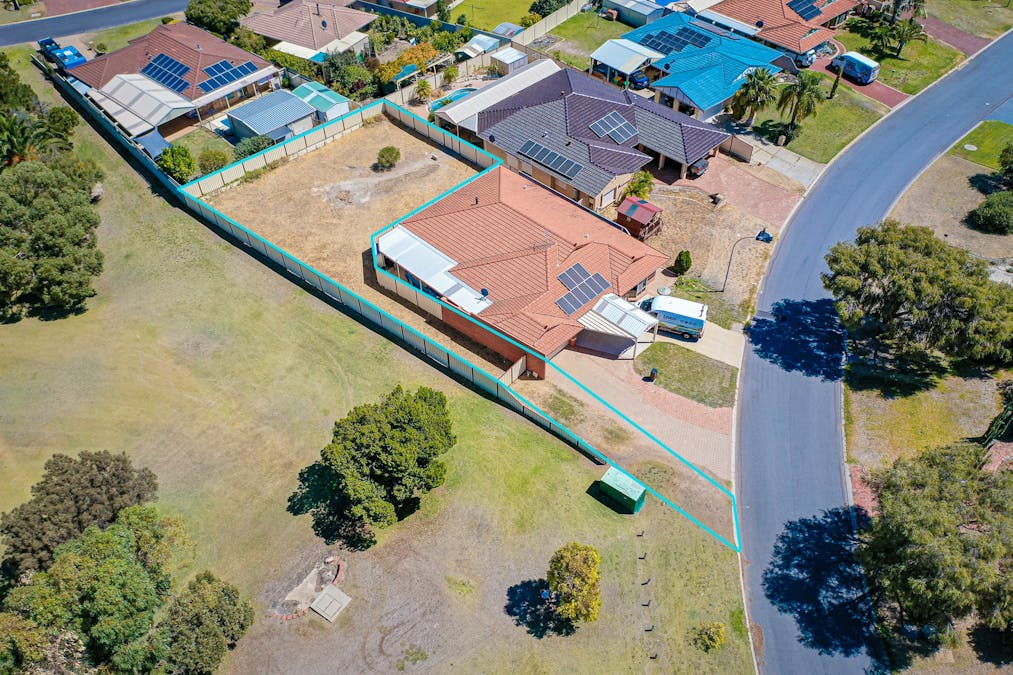 17A Moreton Crescent, Warnbro, WA, 6169 - Image 3