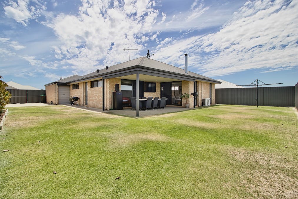 184 Smirk Road, Baldivis, WA, 6171 - Image 25
