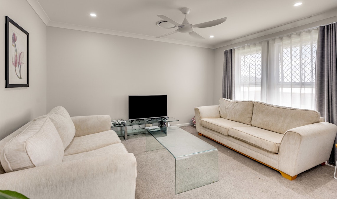 21 Mansell Boulevard, Cotswold Hills, QLD, 4350 - Image 2