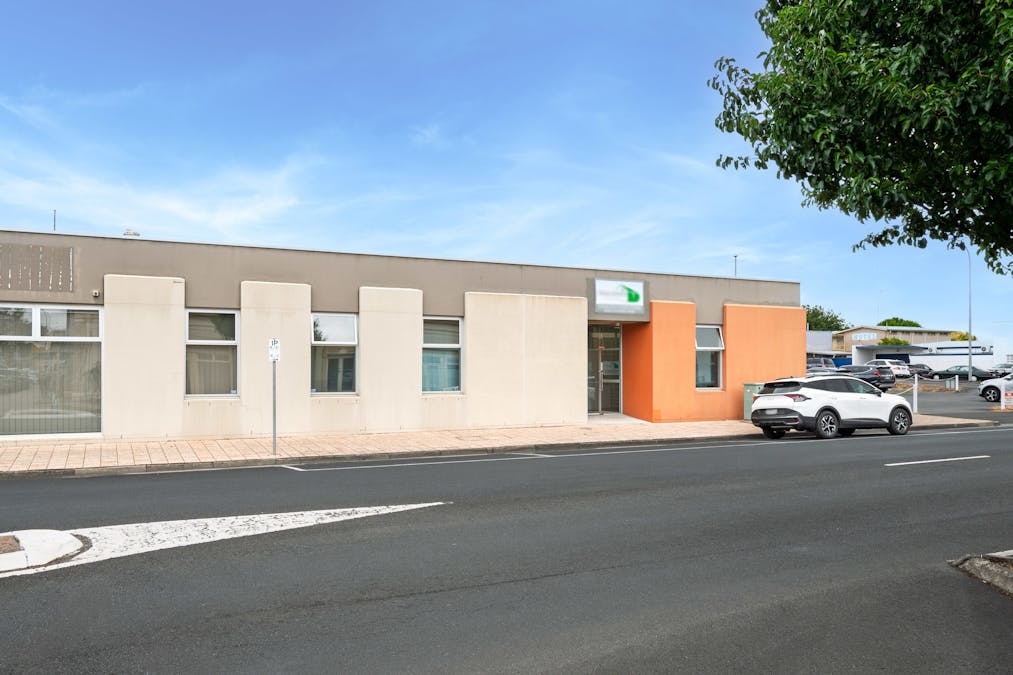 1  James Street, Mount Gambier, SA, 5290 - Image 1