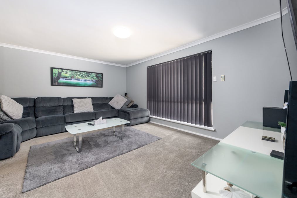 38 Council Avenue, Rockingham, WA, 6168 - Image 4