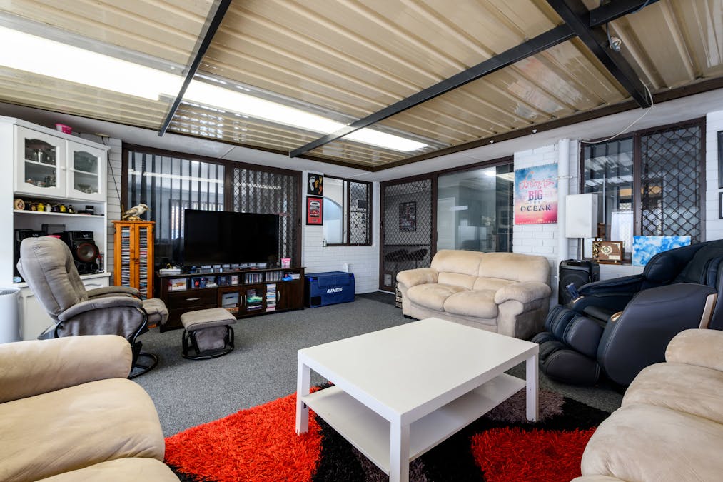 38 Council Avenue, Rockingham, WA, 6168 - Image 32