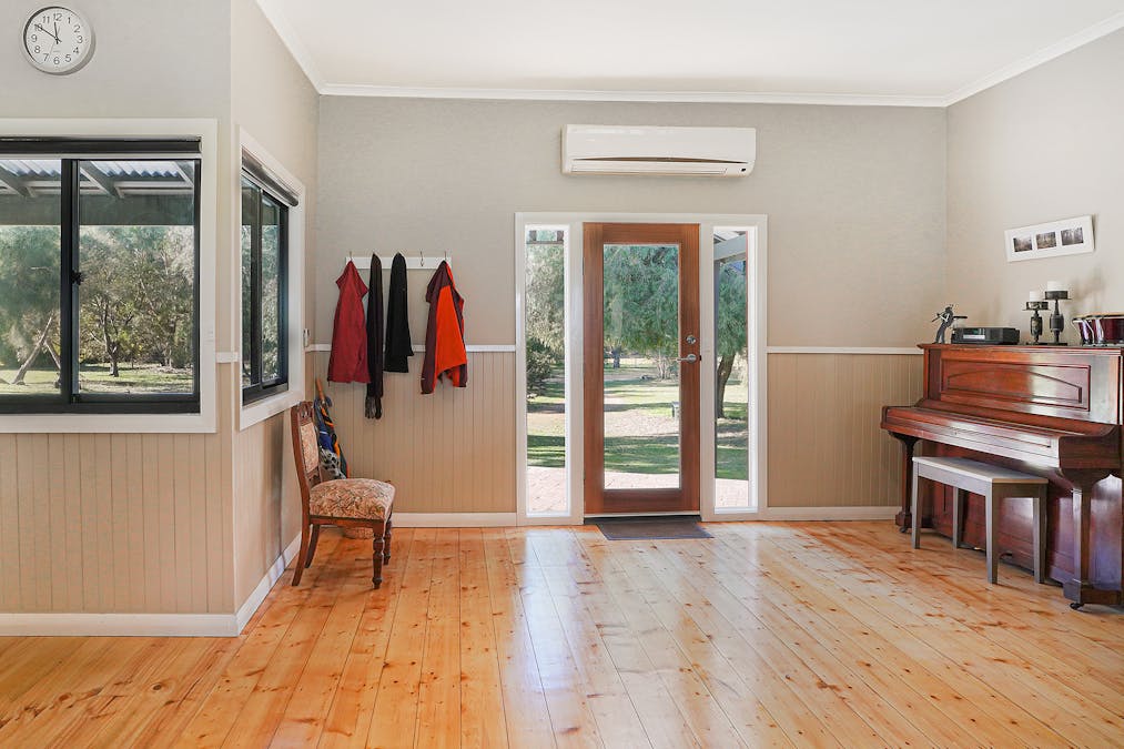 105 Glendhu Road, Casterton, VIC, 3311 - Image 4