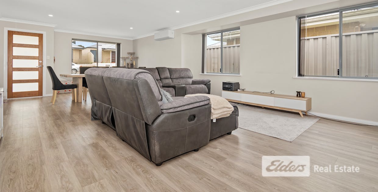 110 Radiata Drive, Mckail, WA, 6330 - Image 13