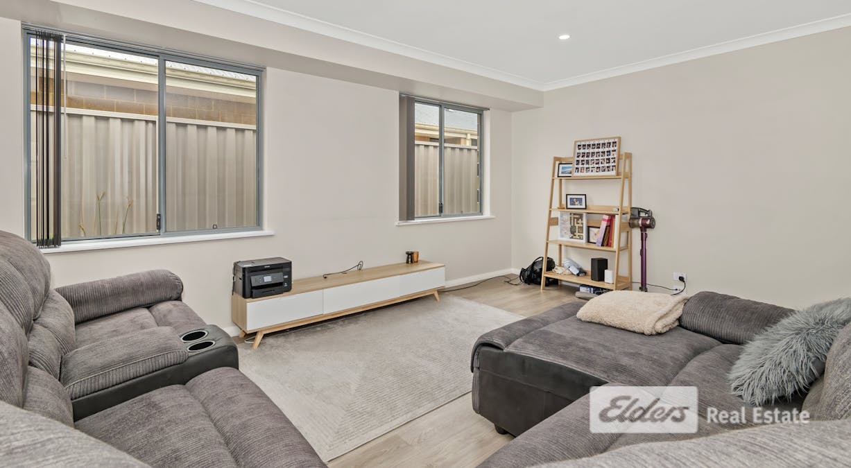 110 Radiata Drive, Mckail, WA, 6330 - Image 10