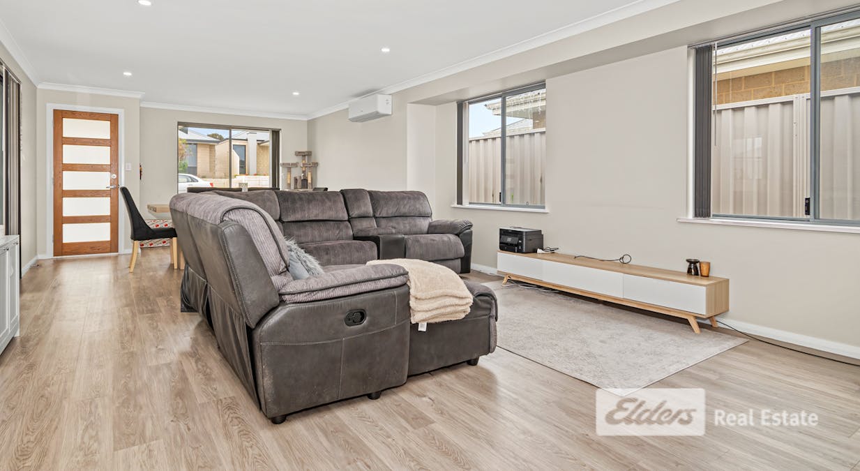 110 Radiata Drive, Mckail, WA, 6330 - Image 12