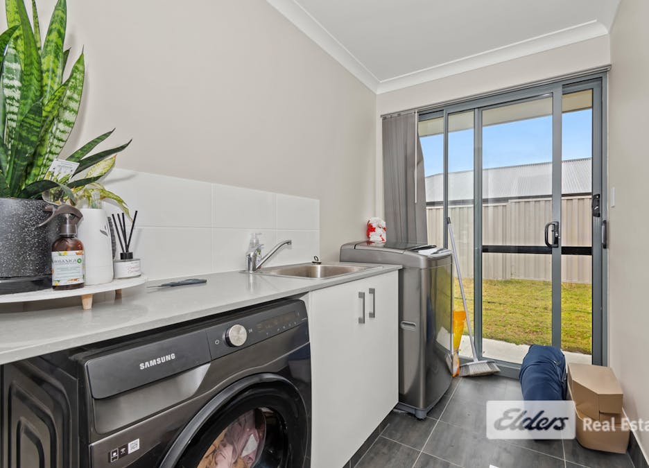 110 Radiata Drive, Mckail, WA, 6330 - Image 26