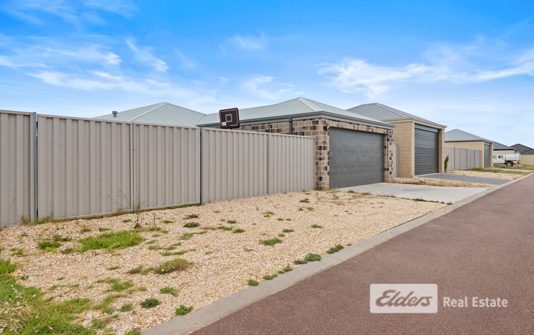 110 Radiata Drive, Mckail, WA, 6330 - Image 21