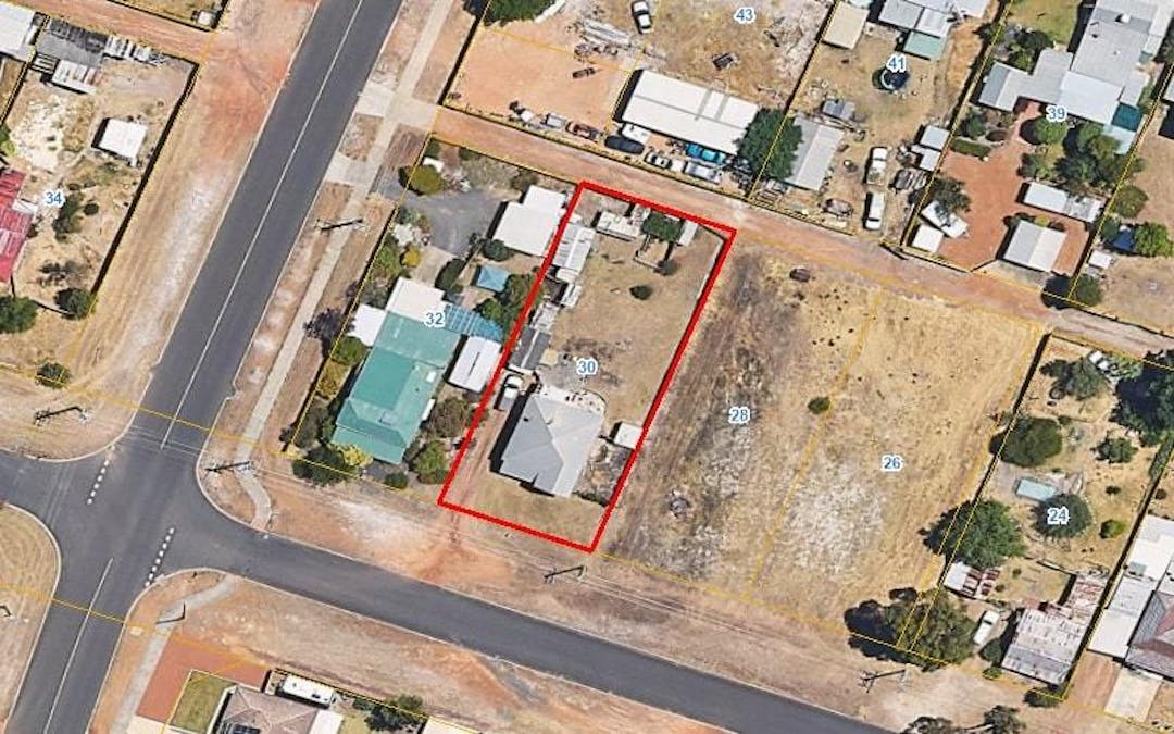 30 Bunbury Street, Collie, WA, 6225 - Image 25