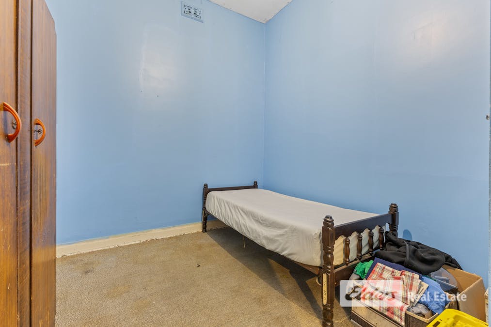 30 Bunbury Street, Collie, WA, 6225 - Image 11