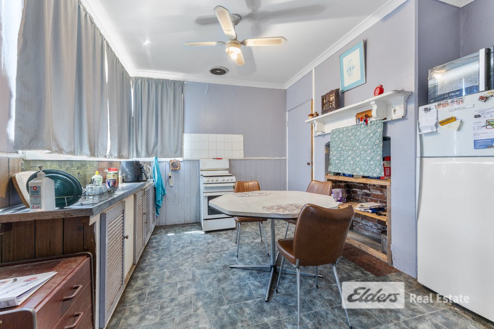 30 Bunbury Street, Collie, WA, 6225 - Image 6