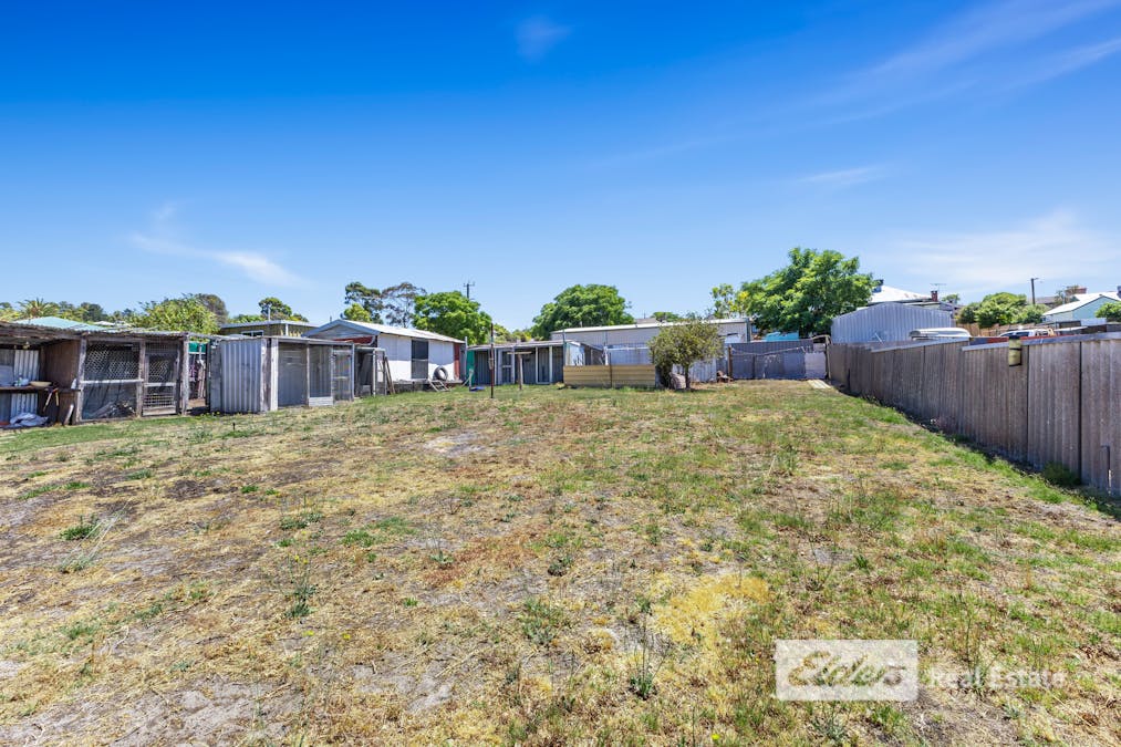 30 Bunbury Street, Collie, WA, 6225 - Image 20
