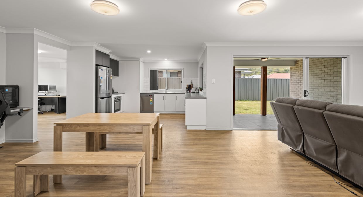 16 Sandford Crescent, Torrington, QLD, 4350 - Image 7