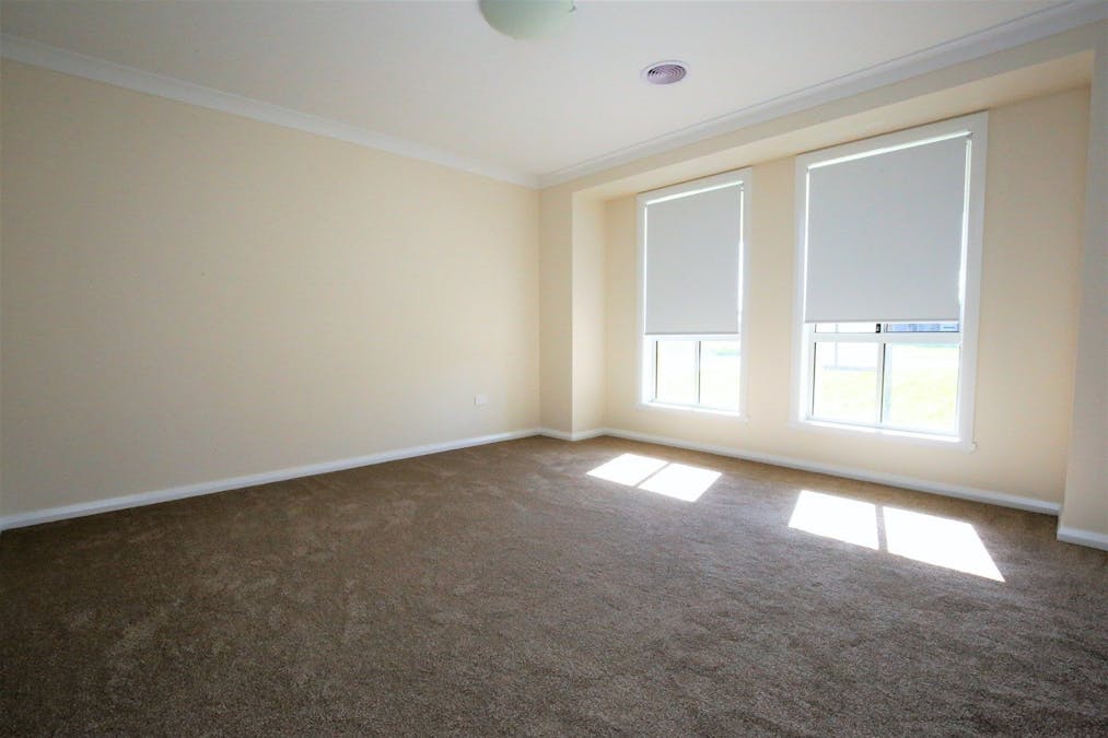 10 Darling Street, Eglinton, NSW, 2795 - Image 2