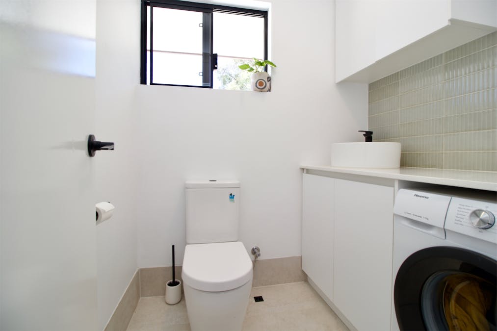 16 Studzor Street, Warnbro, WA, 6169 - Image 11