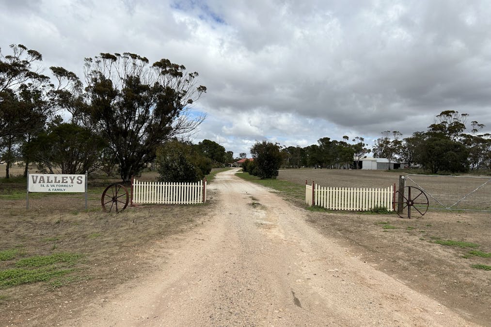572 Hampel Road, Rudall, SA, 5642 - Image 1