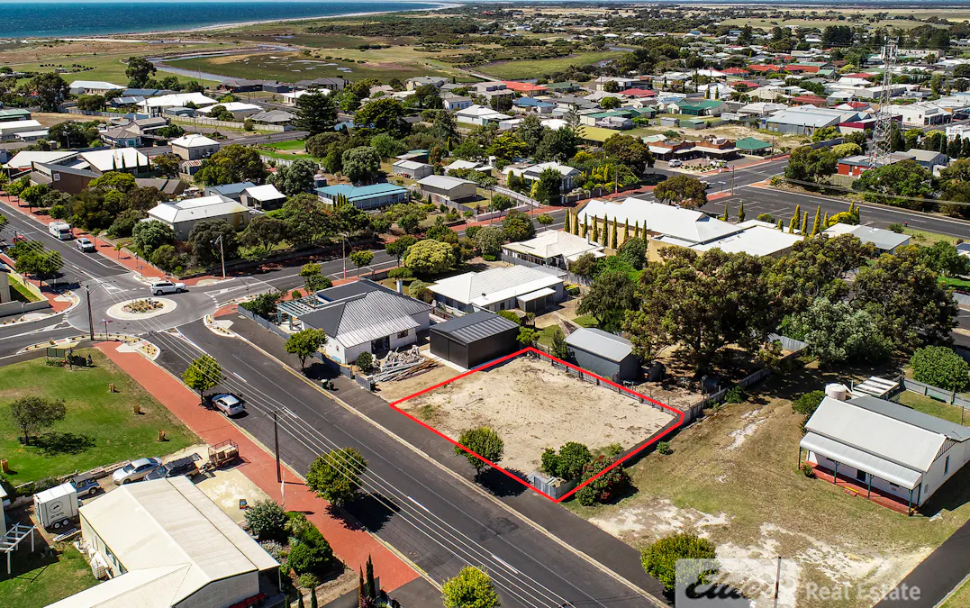 2/Agnes Street, Kingston Se, SA, 5275 - Image 4