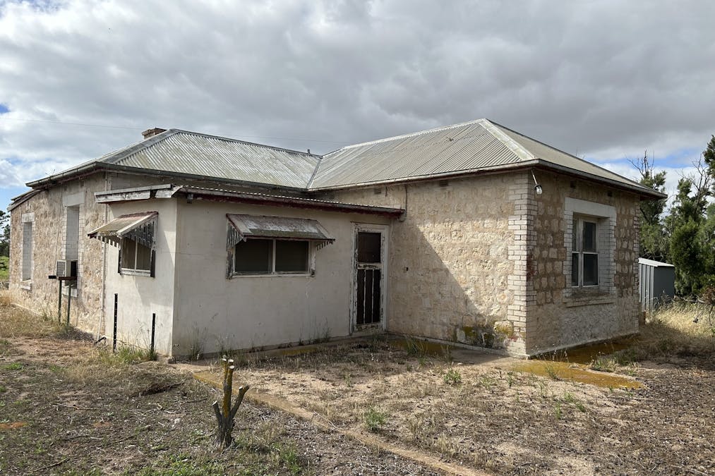 7462 Lincoln Highway, Port Neill, SA, 5604 - Image 11