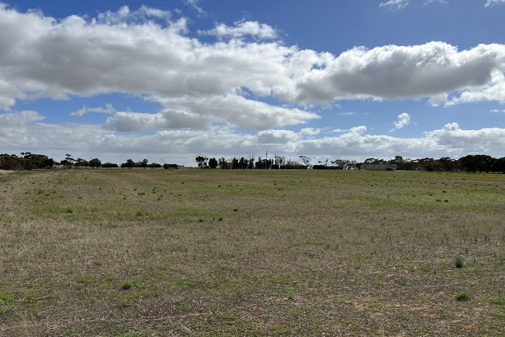7462 Lincoln Highway, Port Neill, SA, 5604 - Image 13