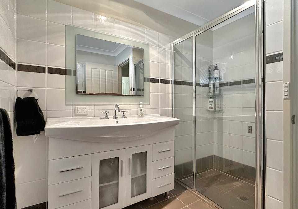34 Monaghan Street, Cobar, NSW, 2835 - Image 8